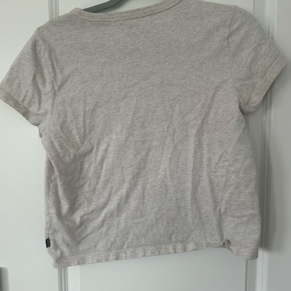 Vans Women’s Gray Floral Graphic Crop Top Short sleeve T shirt - Picture 2 of 3